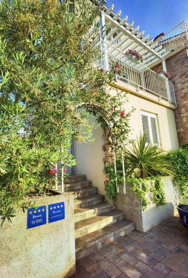Guesthouse Olei 马林斯卡 外观 照片